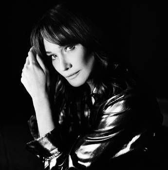 French Touch, l'album 'classico' di Carla Bruni French Touch, l'album 'classico' di Carla Bruni